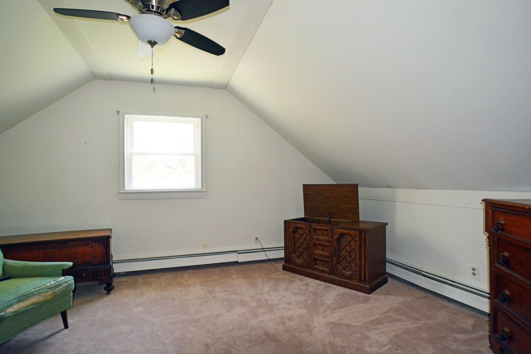 2nd floor bedroom #4